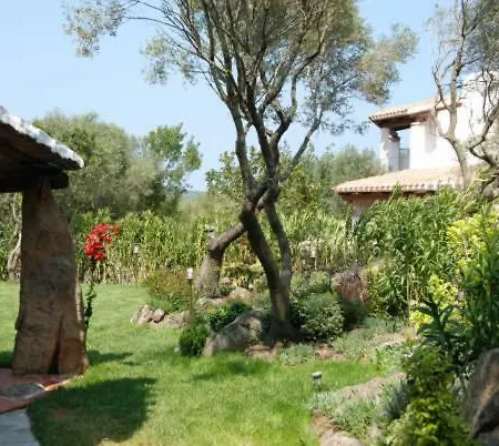 Degli Artisti Golfo Di Cugnana *