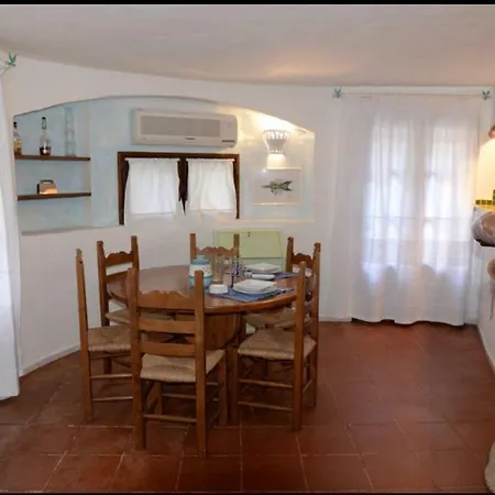 Degli Artisti Golfo Di Cugnana *