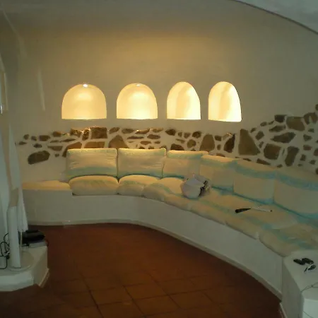 Degli Artisti Golfo Di Cugnana